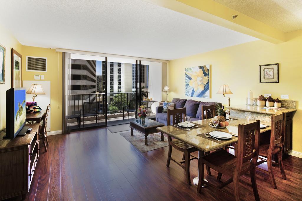 Waikiki Sunset Mountain View Near Beach With Parking Honolulu Exteriör bild